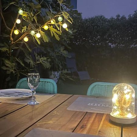 Tres Bel Appartement Contemporain Et Calme Frejus Bagian luar foto