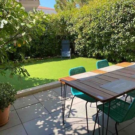 Tres Bel Appartement Contemporain Et Calme Frejus Bagian luar foto